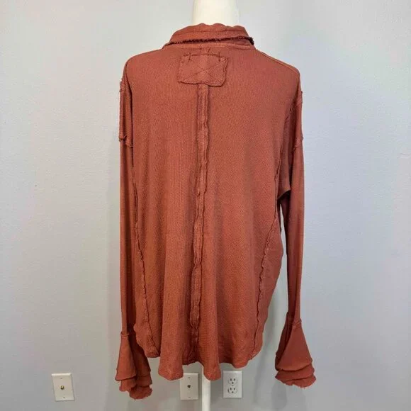 Free People We‎ The Free Feelin' Fresh Shirting Cotton Ruffle-Front Warm Stone S - Picture 7 of 16